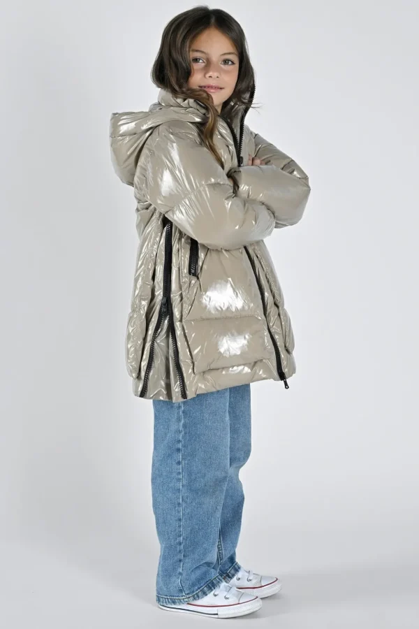 Eugenie Girl Glossy